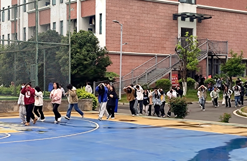 微信图片_20230512110011_副本.jpg