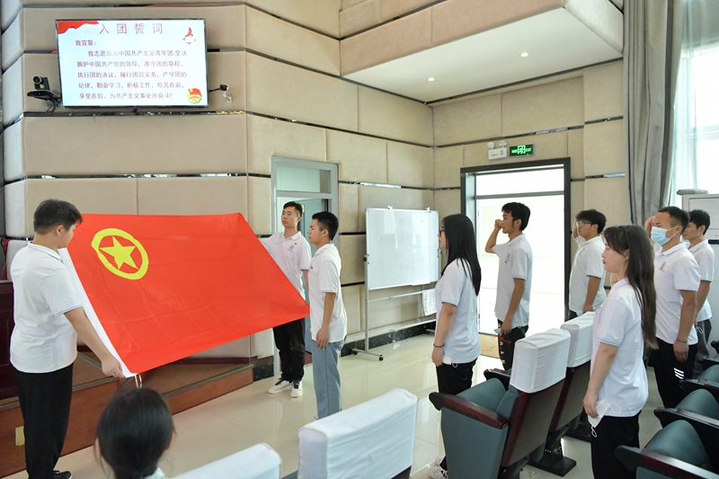 王斌 (6).JPG 王斌 (6).JPG